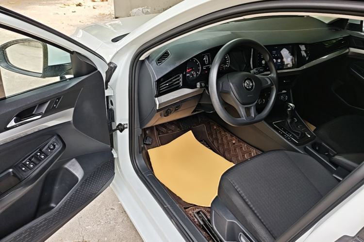 Used Volkswagen Bora 2020 1.5L Automatic Fashion Edition Driver Seat