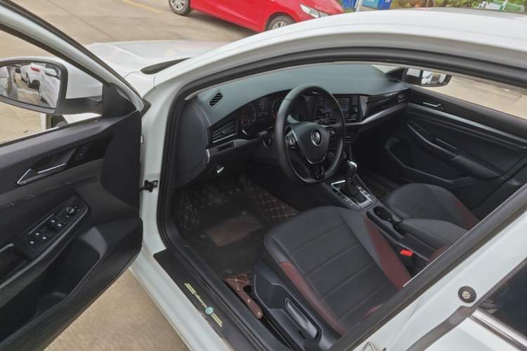 Used Volkswagen Bora 2020 1.5L Automatic Comfort Model Driver Seat