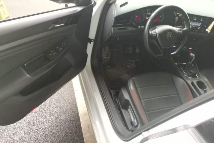 Used Volkswagen Bora 2020 280TSI DSG Elite Edition Driver Seat