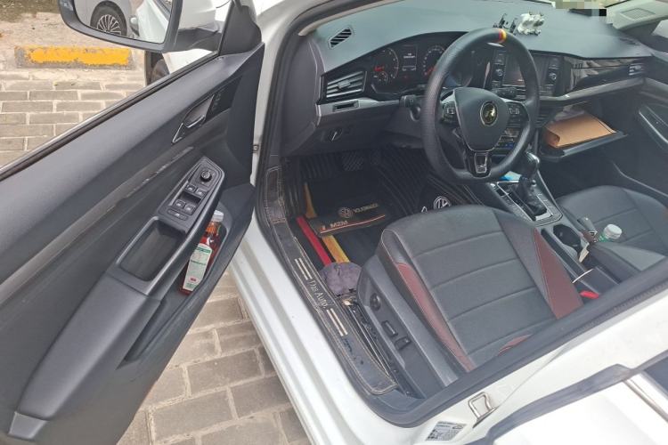 Used Volkswagen Bora 2020 280TSI DSG Elite Edition Driver Seat