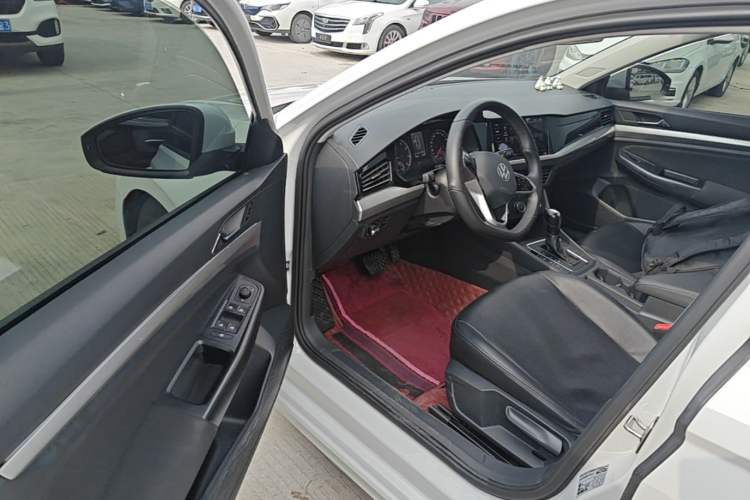 Used Volkswagen Bora 2020 1.5L Automatic Fashion Edition Driver Seat