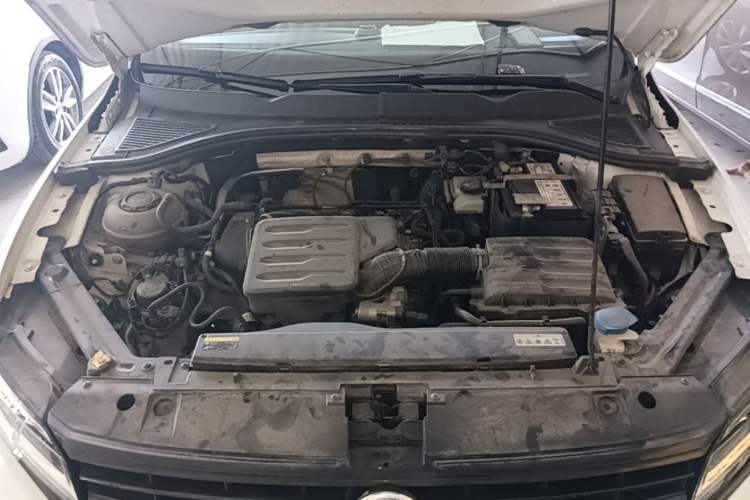 Used Volkswagen Bora 2020 1.5L Automatic Elite Version Engine Bay