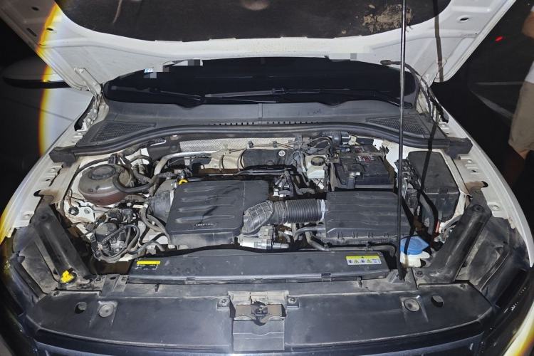 Used Volkswagen Bora 2020 1.5L Automatic Elite Version Engine Bay