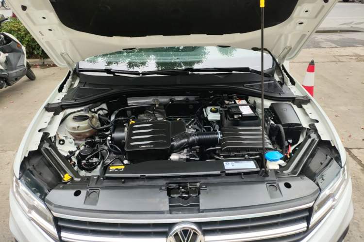 Used Volkswagen Bora 2020 1.5L Automatic Fashion Edition Engine Bay