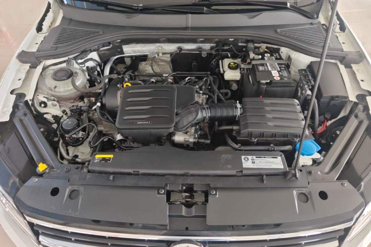 Used Volkswagen Bora 2020 1.5L Automatic Elite Version Engine Bay