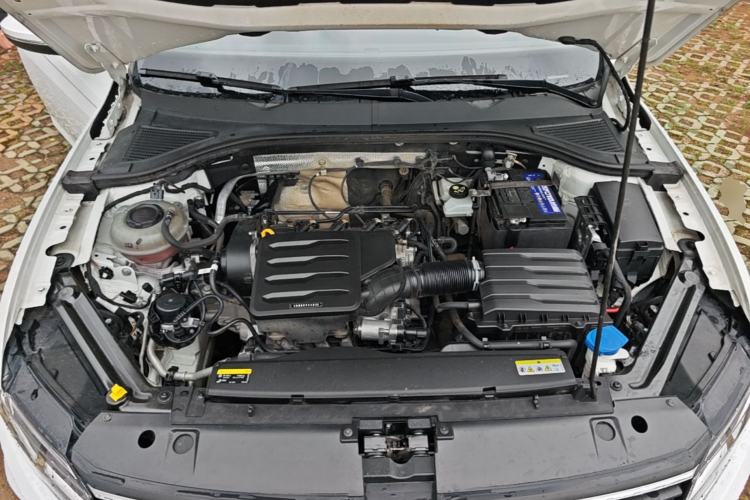 Used Volkswagen Bora 2020 1.5L Automatic Fashion Edition Engine Bay