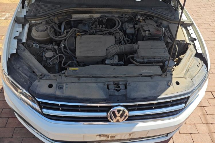 Used Volkswagen Bora 2020 1.5L Automatic Elite Version Engine Bay