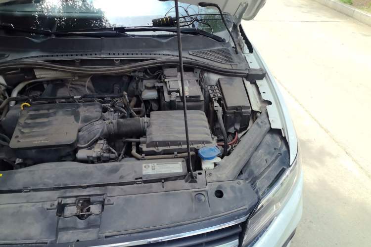 Used Volkswagen Bora 2020 1.5L Manual Fashion Edition Engine Bay Left