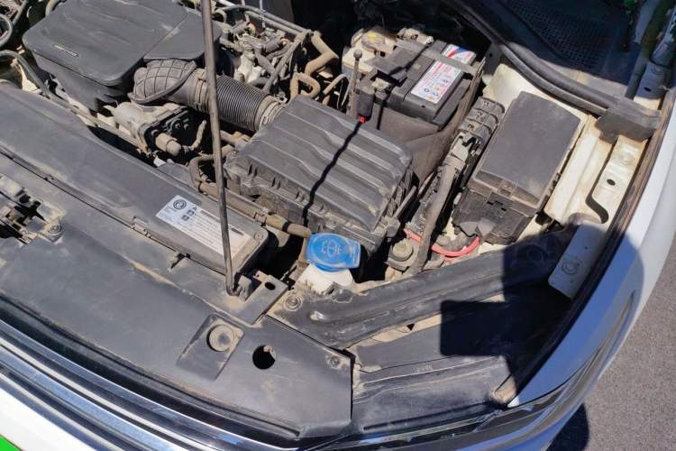 Used Volkswagen Bora 2020 1.5L Automatic Comfort Model Engine Bay Left