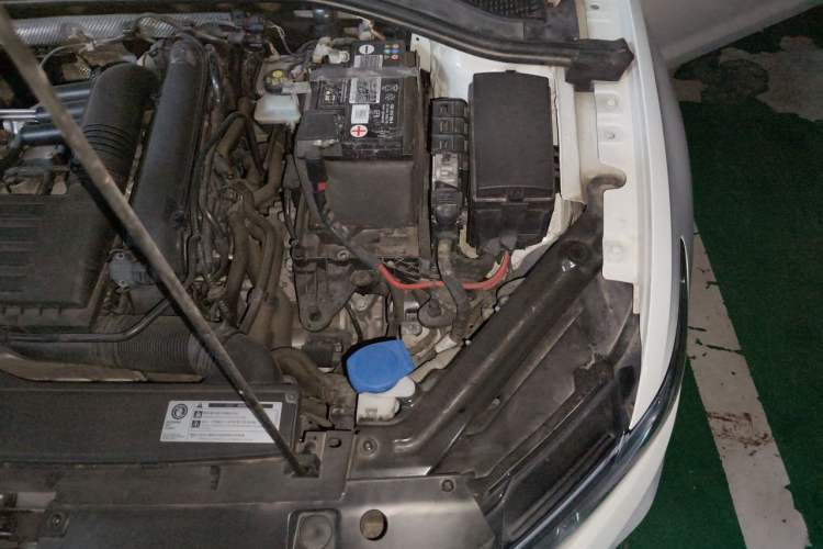 Used Volkswagen Bora 2020 280TSI DSG Elite Edition Engine Bay Left