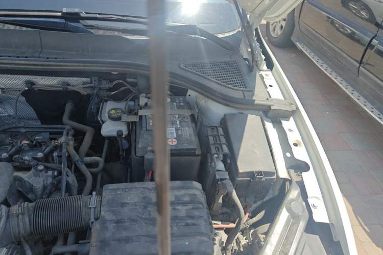 Used Volkswagen Bora 2020 1.5L Automatic Comfort Model Engine Bay Left