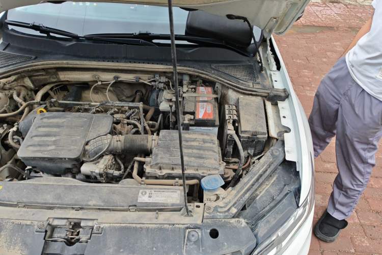 Used Volkswagen Bora 2020 1.5L Automatic Fashion Edition Engine Bay Left