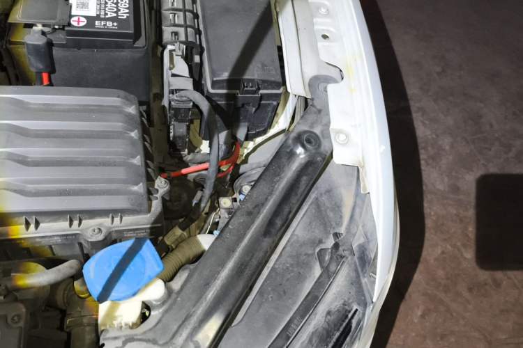 Used Volkswagen Bora 2020 1.5L Automatic Comfort Model Engine Bay Left