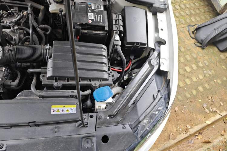 Used Volkswagen Bora 2020 1.5L Automatic Comfort Model Engine Bay Left