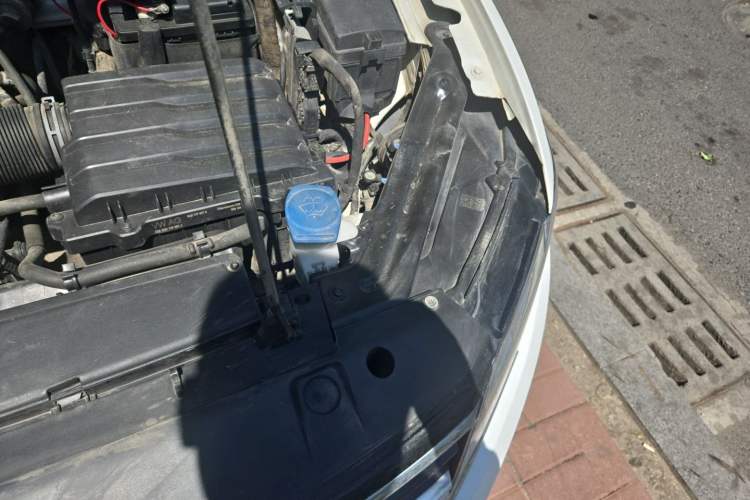 Used Volkswagen Bora 2020 1.5L Automatic Comfort Model Engine Bay Left