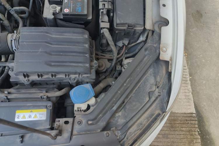 Used Volkswagen Bora 2020 1.5L Automatic Elite Version Engine Bay Left