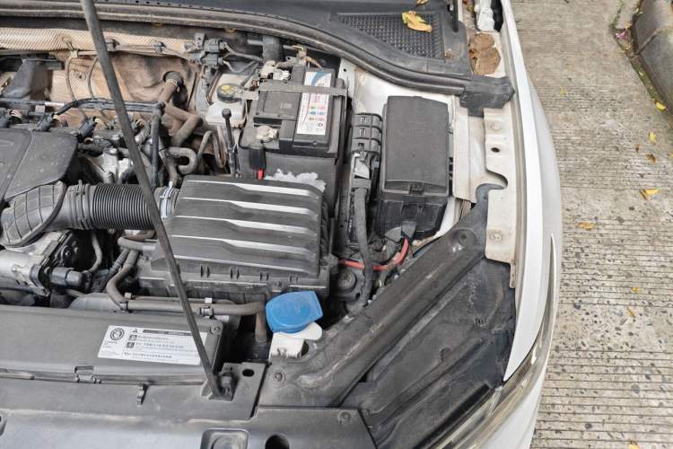 Used Volkswagen Bora 2020 1.5L Automatic Fashion Edition Engine Bay Left