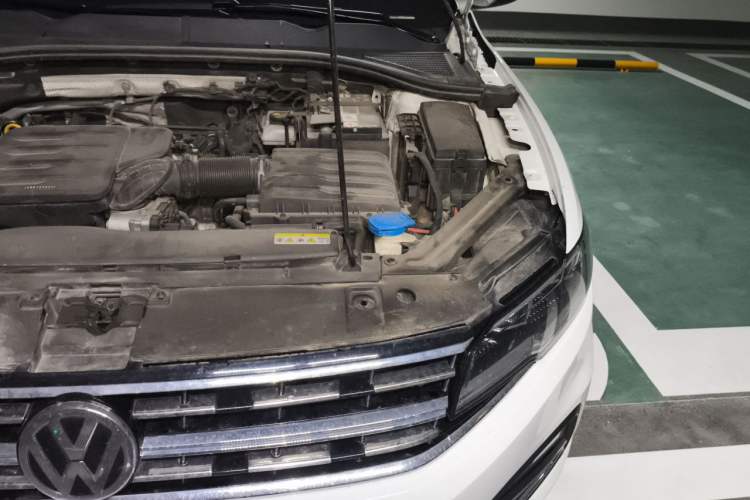 Used Volkswagen Bora 2020 1.5L Automatic Elite Version Engine Bay Left