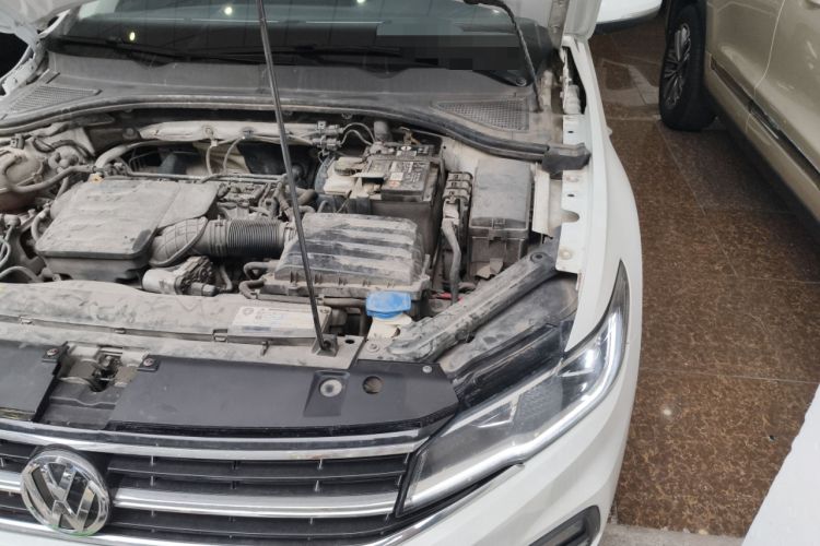 Used Volkswagen Bora 2020 1.5L Manual Comfort Version Engine Bay Left