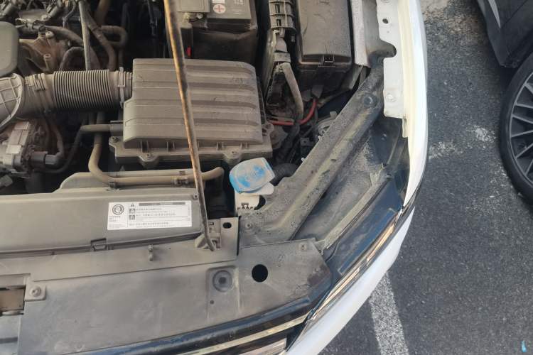 Used Volkswagen Bora 2020 1.5L Automatic Elite Version Engine Bay Left