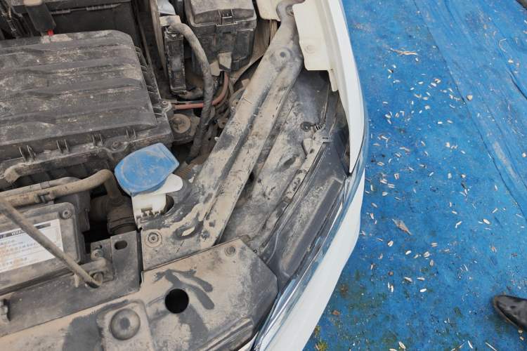 Used Volkswagen Bora 2020 1.5L Automatic Elite Version Engine Bay Left