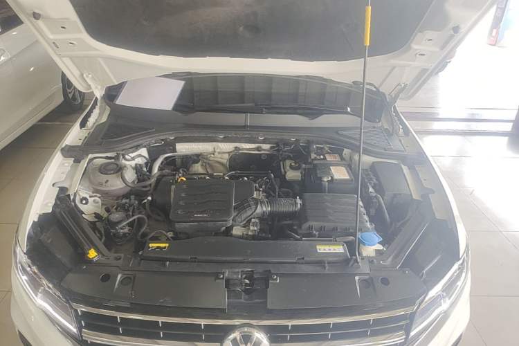 Used Volkswagen Bora 2020 1.5L Automatic Elite Version Engine Bay