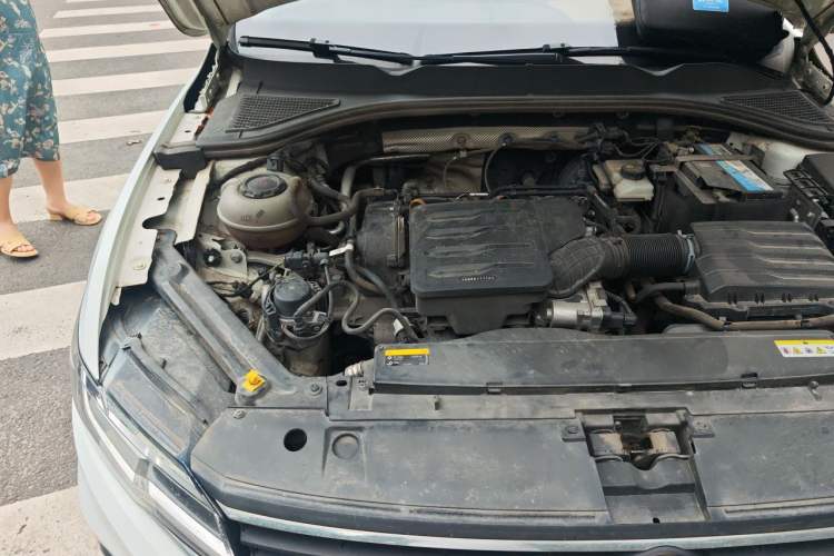 Used Volkswagen Bora 2020 1.5L Automatic Fashion Edition Engine Bay Right