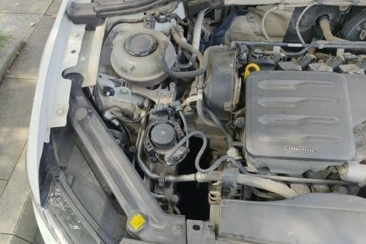 Used Volkswagen Bora 2020 1.5L Automatic Elite Version Engine Bay Right