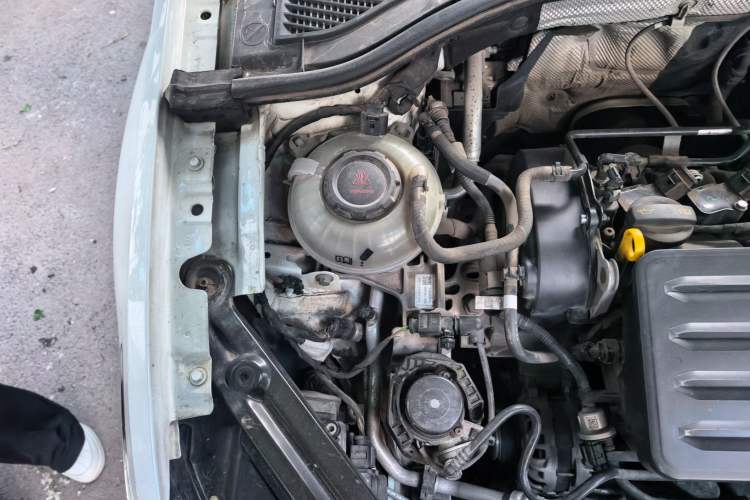 Used Volkswagen Bora 2020 280TSI DSG Luxury Edition Engine Bay Right