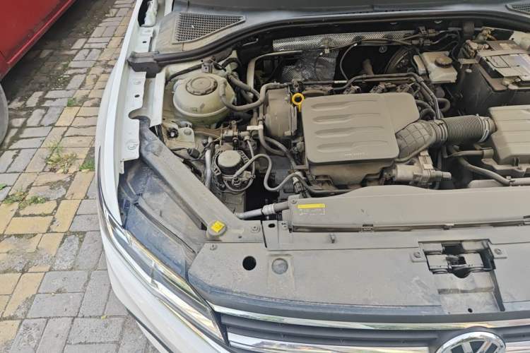 Used Volkswagen Bora 2020 1.5L Automatic Fashion Edition Engine Bay Right