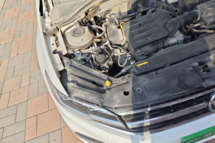 Used Volkswagen Bora 2020 1.5L Automatic Elite Version Engine Bay Right