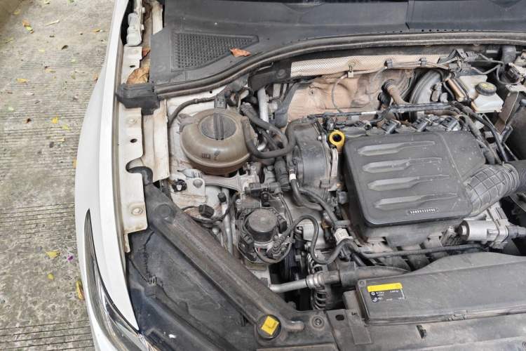 Used Volkswagen Bora 2020 1.5L Automatic Fashion Edition Engine Bay Right