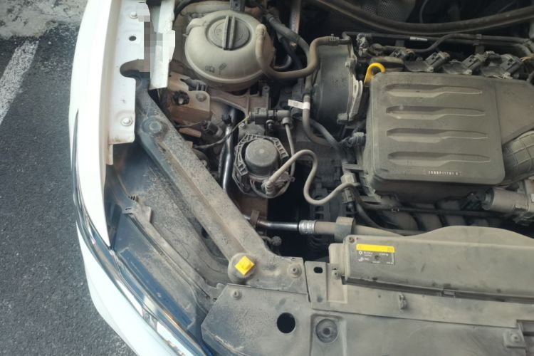 Used Volkswagen Bora 2020 1.5L Automatic Elite Version Engine Bay Right