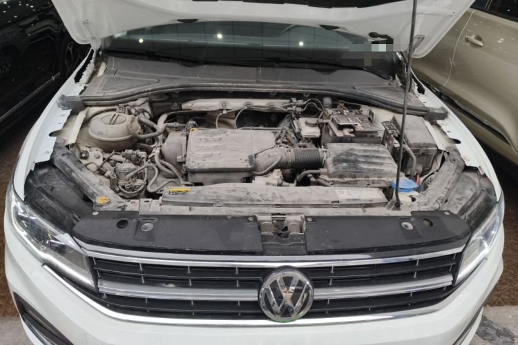 Used Volkswagen Bora 2020 1.5L Manual Comfort Version Engine Bay
