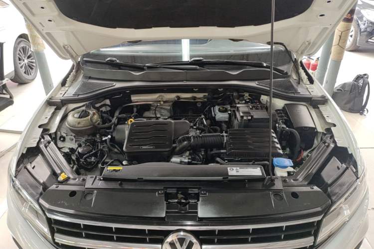 Used Volkswagen Bora 2020 1.5L Automatic Elite Version Engine Bay