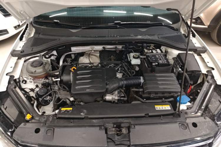 Used Volkswagen Bora 2020 1.5L Automatic Elite Version Engine Bay