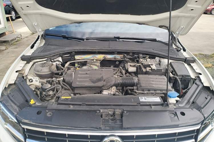 Used Volkswagen Bora 2020 1.5L Automatic Elite Version Engine Bay