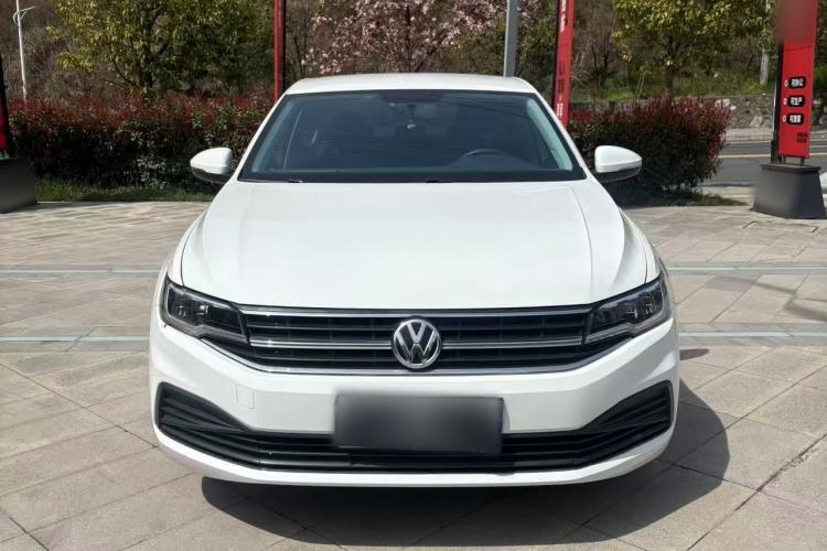 Used Volkswagen Bora 2020 1.5L Automatic Fashion Edition Exterior 2