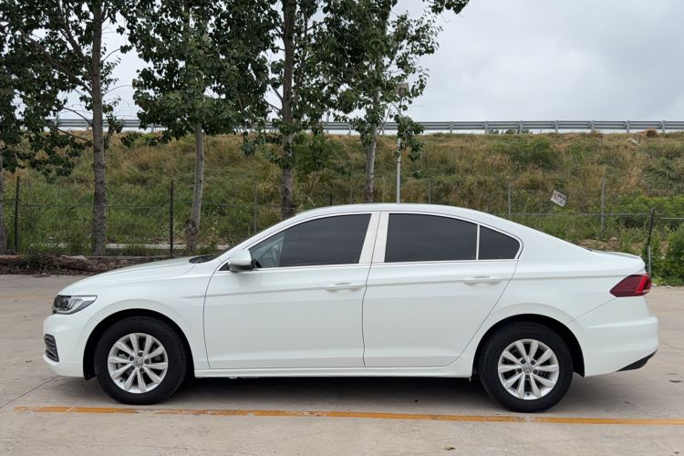 Used Volkswagen Bora 2020 1.5L Automatic Fashion Edition Exterior 3
