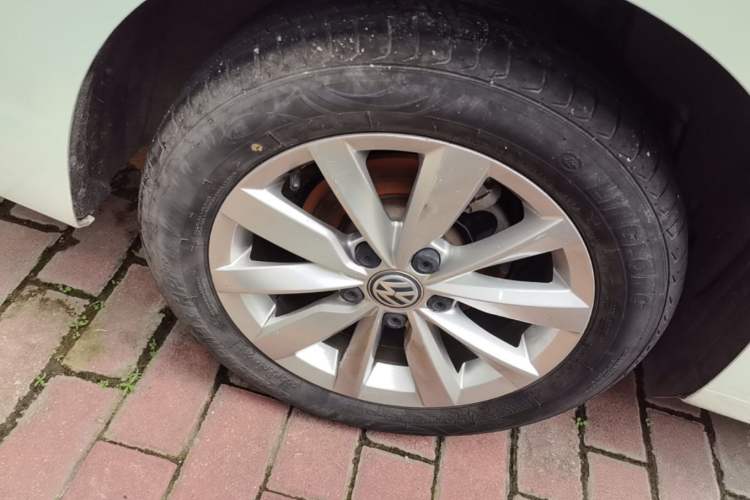 Used Volkswagen Bora 2020 1.5L Automatic Comfort Model Exterior 3