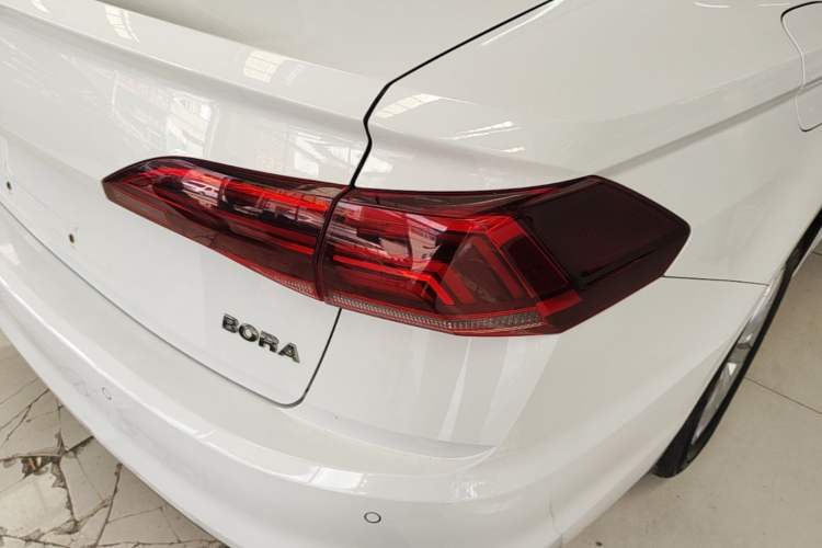 Used Volkswagen Bora 2020 1.5L Automatic Elite Version Exterior 3