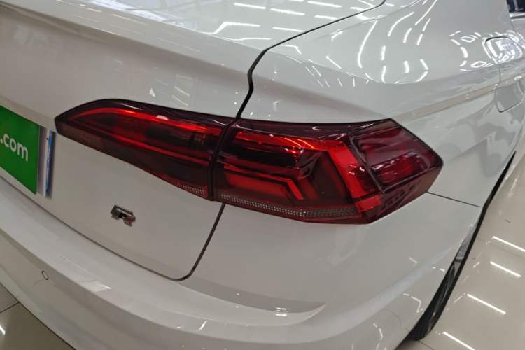 Used Volkswagen Bora 2020 1.5L Automatic Elite Version Exterior 3