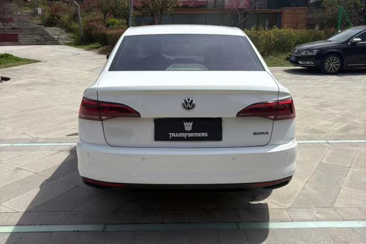 Used Volkswagen Bora 2020 1.5L Automatic Fashion Edition Exterior 4