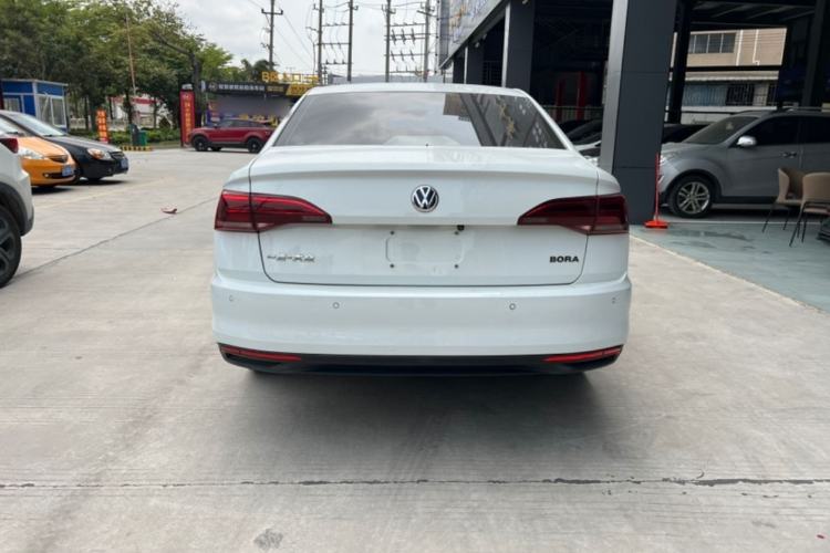 Used Volkswagen Bora 2020 1.5L Automatic Fashion Edition Exterior 4