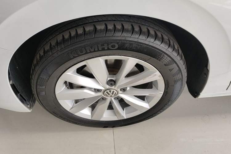 Used Volkswagen Bora 2020 1.5L Automatic Elite Version Exterior 4
