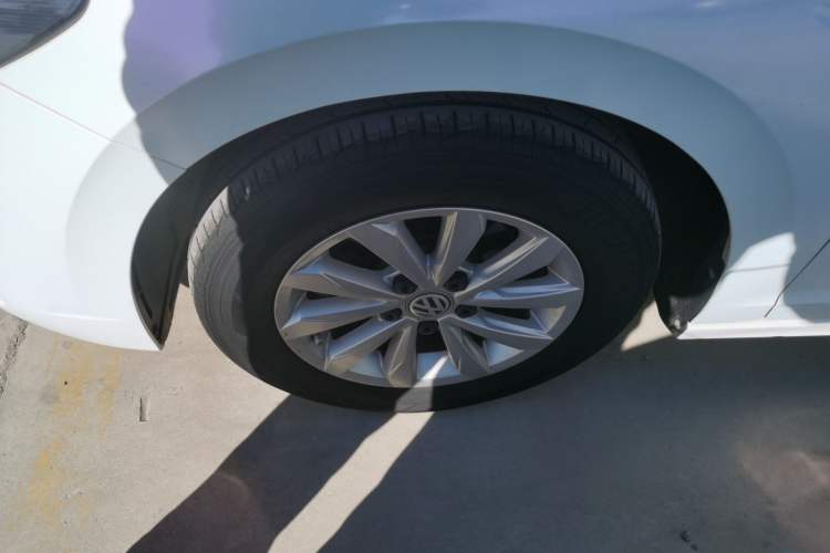 Used Volkswagen Bora 2020 1.5L Automatic Fashion Edition Exterior 4