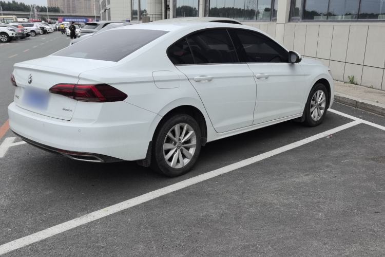 Used Volkswagen Bora 2020 1.5L Manual Comfort Version Exterior 5