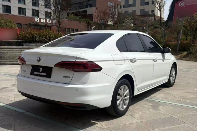 Used Volkswagen Bora 2020 1.5L Automatic Fashion Edition Exterior 5