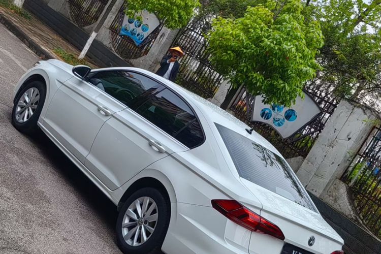 Used Volkswagen Bora 2020 1.5L Automatic Elite Version Exterior 5