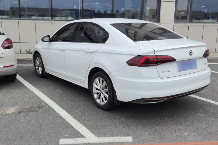 Used Volkswagen Bora 2020 1.5L Manual Comfort Version Exterior 6